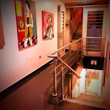 The Crib Lifestyle Hotel Порт Харкорт Екстериор снимка