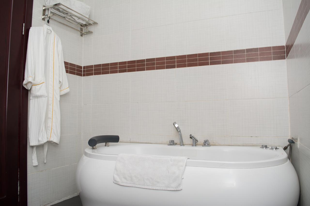 The Crib Lifestyle Hotel Порт Харкорт Екстериор снимка